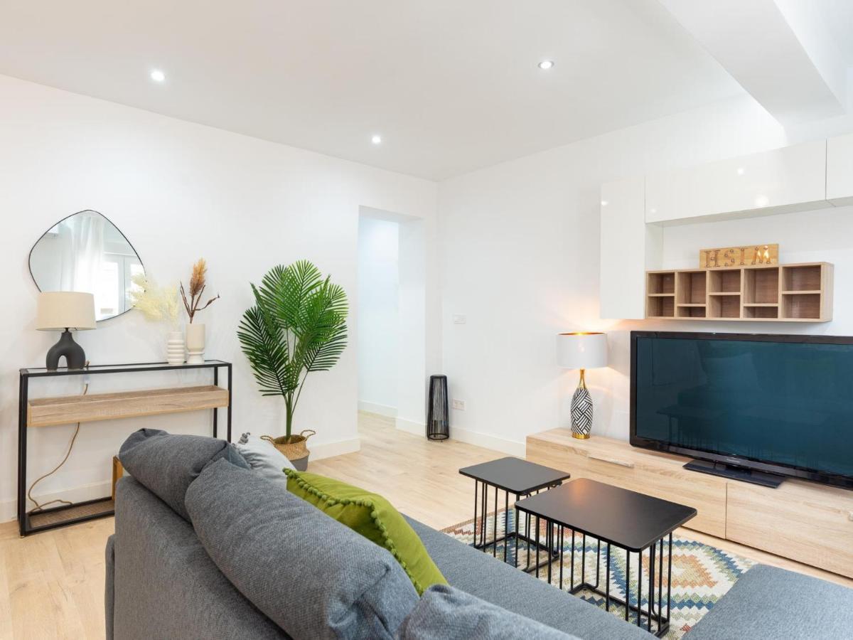 Gorgeous Renovated Apartment 2Br Ac Málaga Dış mekan fotoğraf